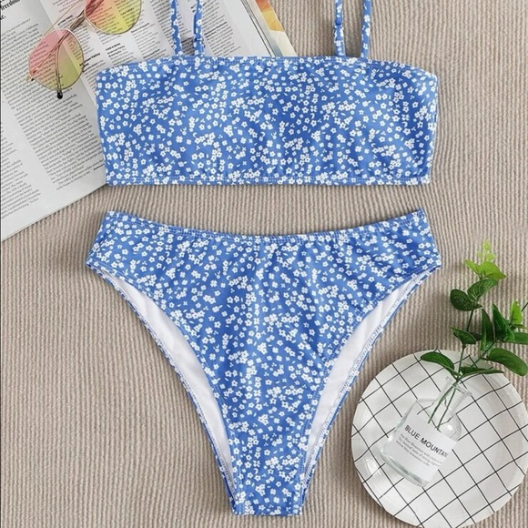 SHEIN Ditsy Floral High Waisted Bikini Swimsuit - Picture 3 of 3